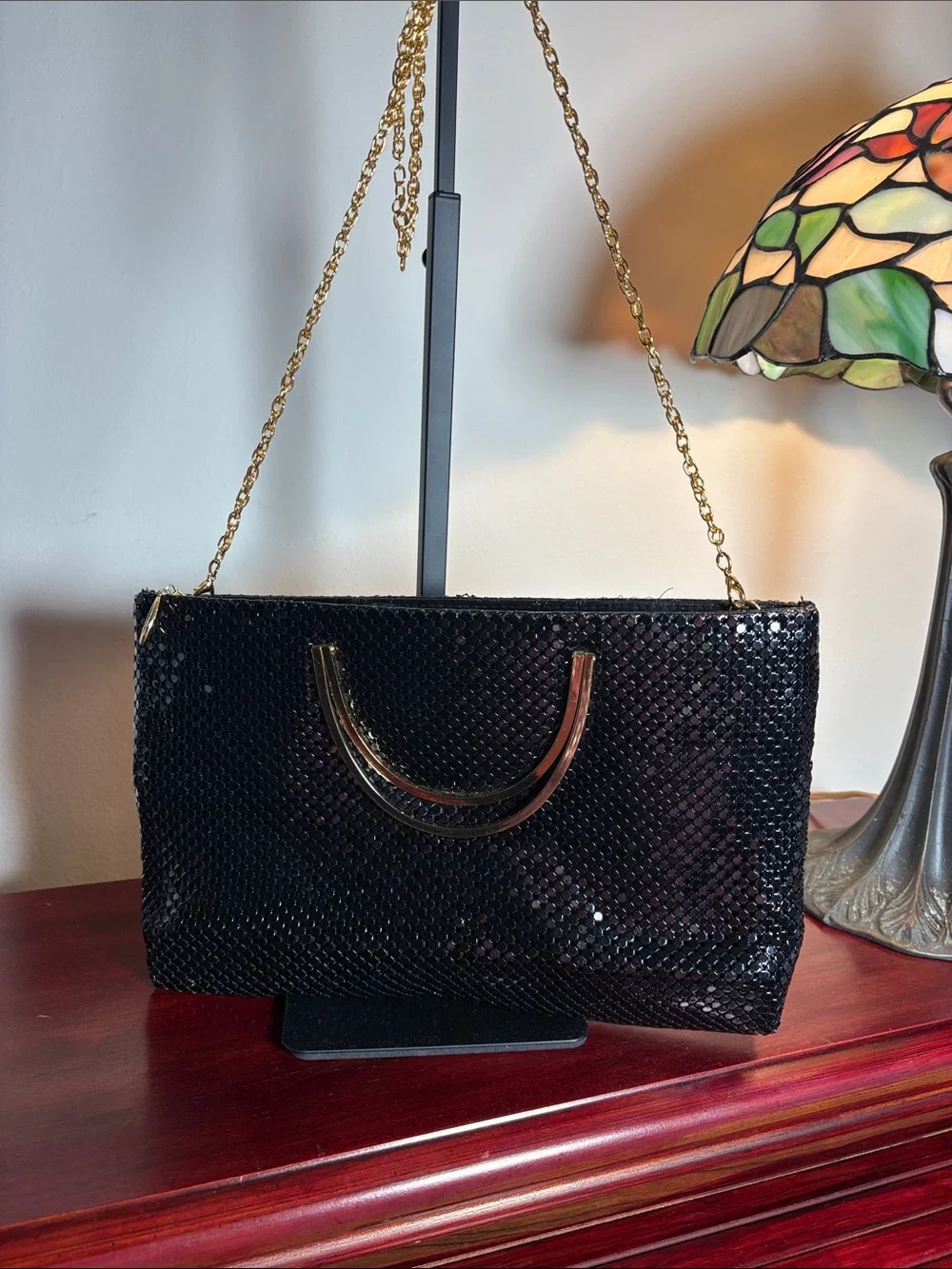N/A stylish black